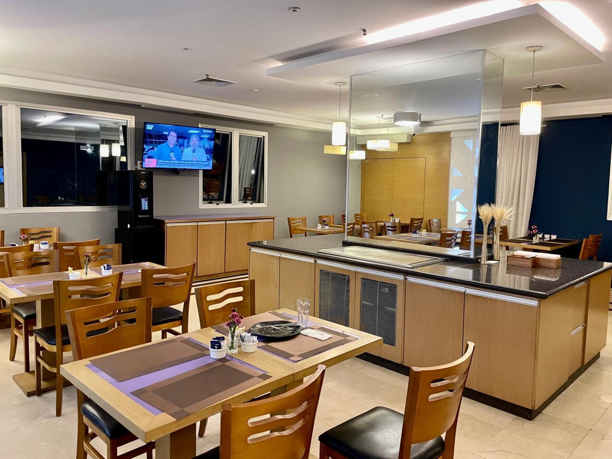 Flat Particular Incrivel Dentro Do Qs Oscar Freire, Proximo Ao Hospital Clinicas * São Paulo